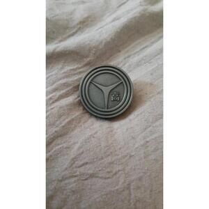 Official Persona 4 Yasogami High Enamel Lapel Pin